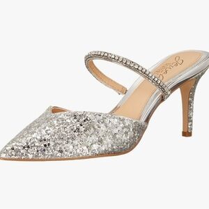 Jewel Badgley Mischka Mule